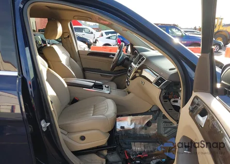 2014 Mercedes-Benz Gl 450 4Matic z USA, uszkodzony, nr VIN 4JGDF7CEXEA433337